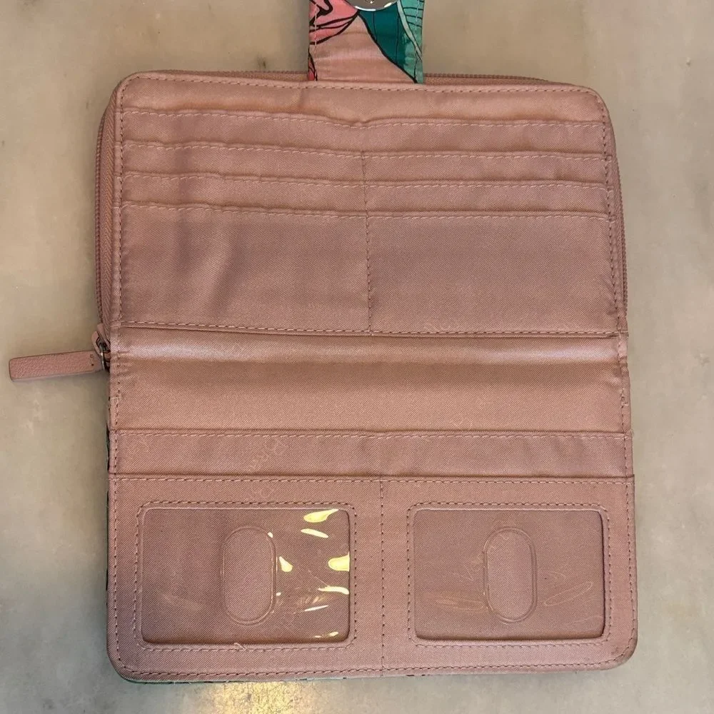Vera Bradley Iconic RFID Turnlock Wallet Quilted Cotton Vintage Floral